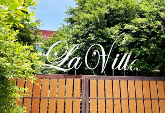 Hotel La Villa Khon Kaen has Balcony rooms