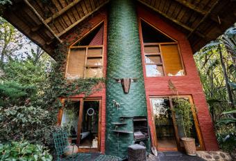 Hakunamatata Lodge & Health Spa/ Wedding & Conference venue has Balcony rooms