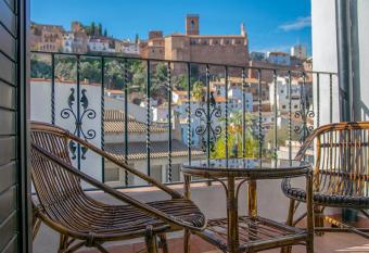 Casa Rural la Llar has Balcony rooms