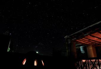 Dar Boumida has rooms with a private hot tub