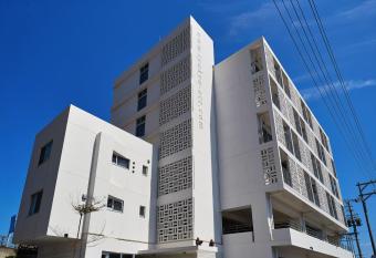                                      allows 18 year olds to book a room