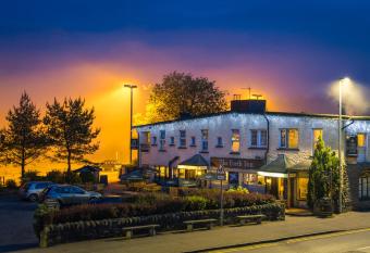 The Forth Inn allows 18 year olds to book a room