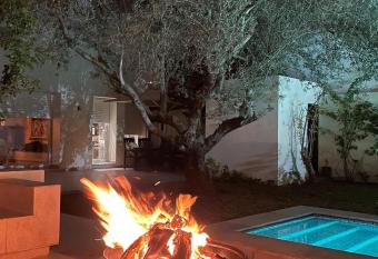 Dar Misk la Marsa allows 18 year olds to book a room