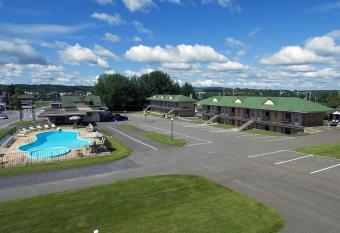 Daigle's Motel allows 18 year olds to book a room