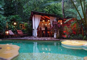 Dos Casitas allows 18 year olds to book a room