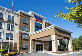 Fairfield Inn & Suites by Marriott Atlanta Buford/Mall of Georgia allows 18 year olds to book a room