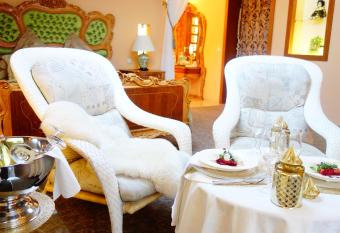 Pa  aislis Park Hotel has Balcony rooms