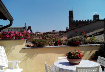 Orvieto in Terrazza allows 18 year olds to book a room