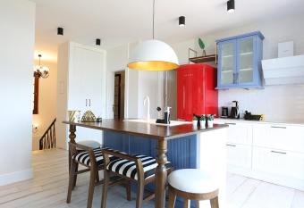 ALPSUITES SAFRAN has Balcony rooms