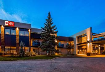 Best Western Plus Mont-Laurier has Balcony rooms