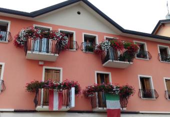 CASA DA PAOLO has Balcony rooms