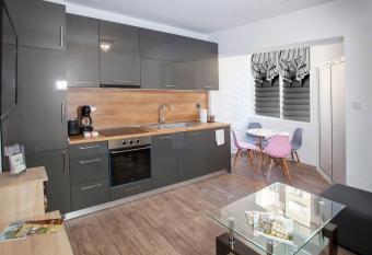 Apartment Diamond CENTER Gabrovo has Balcony rooms