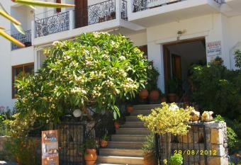 Samaria has Balcony rooms