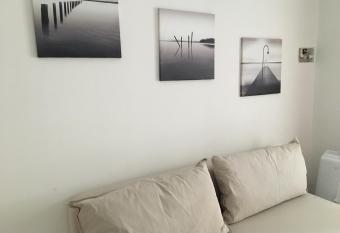 Casa America has Balcony rooms