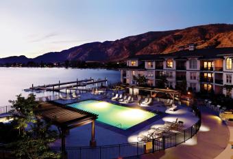 Walnut Beach Resort has Balcony rooms