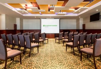 Wyndham Garden Dammam has Smoking rooms