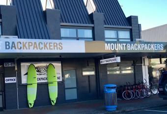 Mount Backpackers allows 18 year olds to book a room