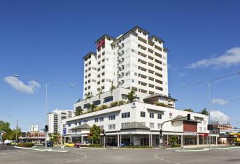 Cairns Central Plaza Apartment Hotel allows 18 year olds to book a room