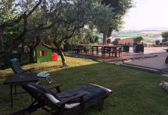 Il Cantinoccio B&B has Smoking rooms