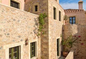 Moni Emvasis Luxury Suites has Balcony rooms