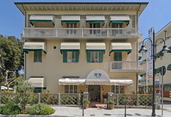 Hotel Nettuno has Balcony rooms