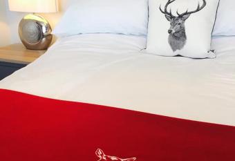 The Hinds Head Hotel allows 18 year olds to book a room