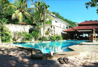 Lovina Beach Hotel has Balcony rooms