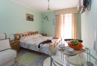 Djurovic Apartments Montenegro has Balcony rooms