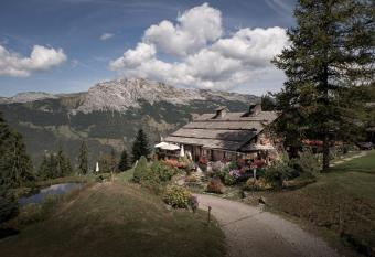 La Ferme des Vonezins has Balcony rooms
