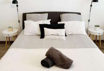 Appart H  tel C  zanne has Balcony rooms