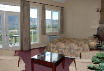 Ciliegia Villa has Balcony rooms