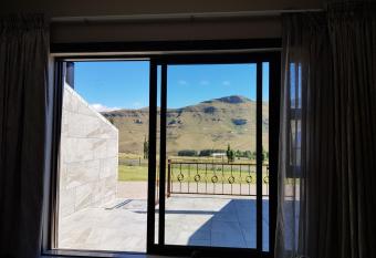 WILLOW MANOR allows 18 year olds to book a room