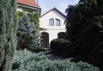 The Zen Hostel - Posticum allows 18 year olds to book a room