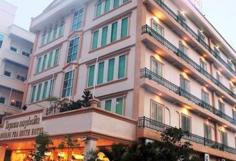 Douangpraseuth Hotel has Balcony rooms