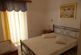 Helios&Thalassa Rooms has Balcony rooms