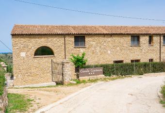 Casale Ginisara allows 18 year olds to book a room