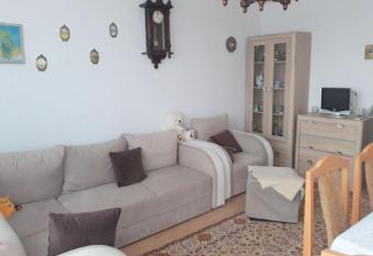 Apartament Katowice S allows 18 year olds to book a room