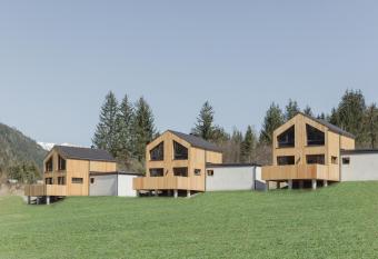 Chalets Santner has Balcony rooms