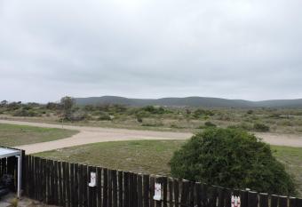 Addo Mountain View has rooms with a private hot tub