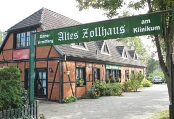 Altes Zollhaus am Klinikum has Balcony rooms
