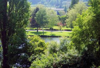 Landgasthof Ralinger Hof allows 18 year olds to book a room