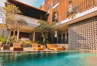 Perissos Echo Beach has Balcony rooms