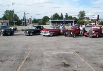 Canadiana Motel allows 18 year olds to book a room