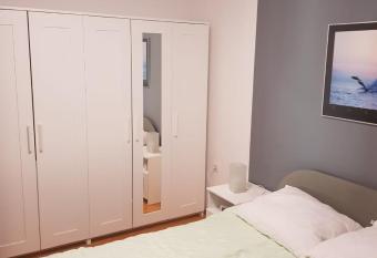 Apartment Milaja has Balcony rooms