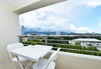 St Mark Hotel has Balcony rooms