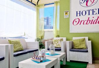 Hotel Orchidea allows 18 year olds to book a room