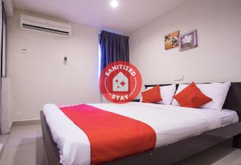 OYO 43961 Kk Hotel Kajang allows 18 year olds to book a room