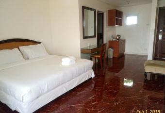 Centtro Residences has Balcony rooms