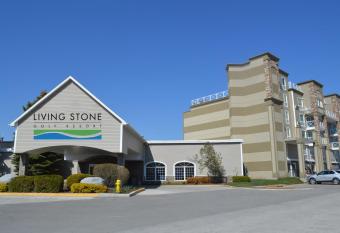 Living Stone Golf Resort has Balcony rooms