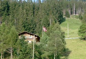 Chalet Weidli has Balcony rooms
